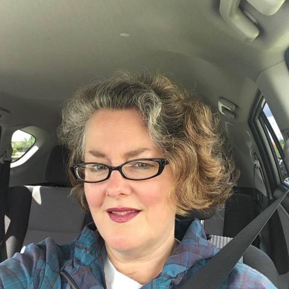 Meet your Posher, Jillian